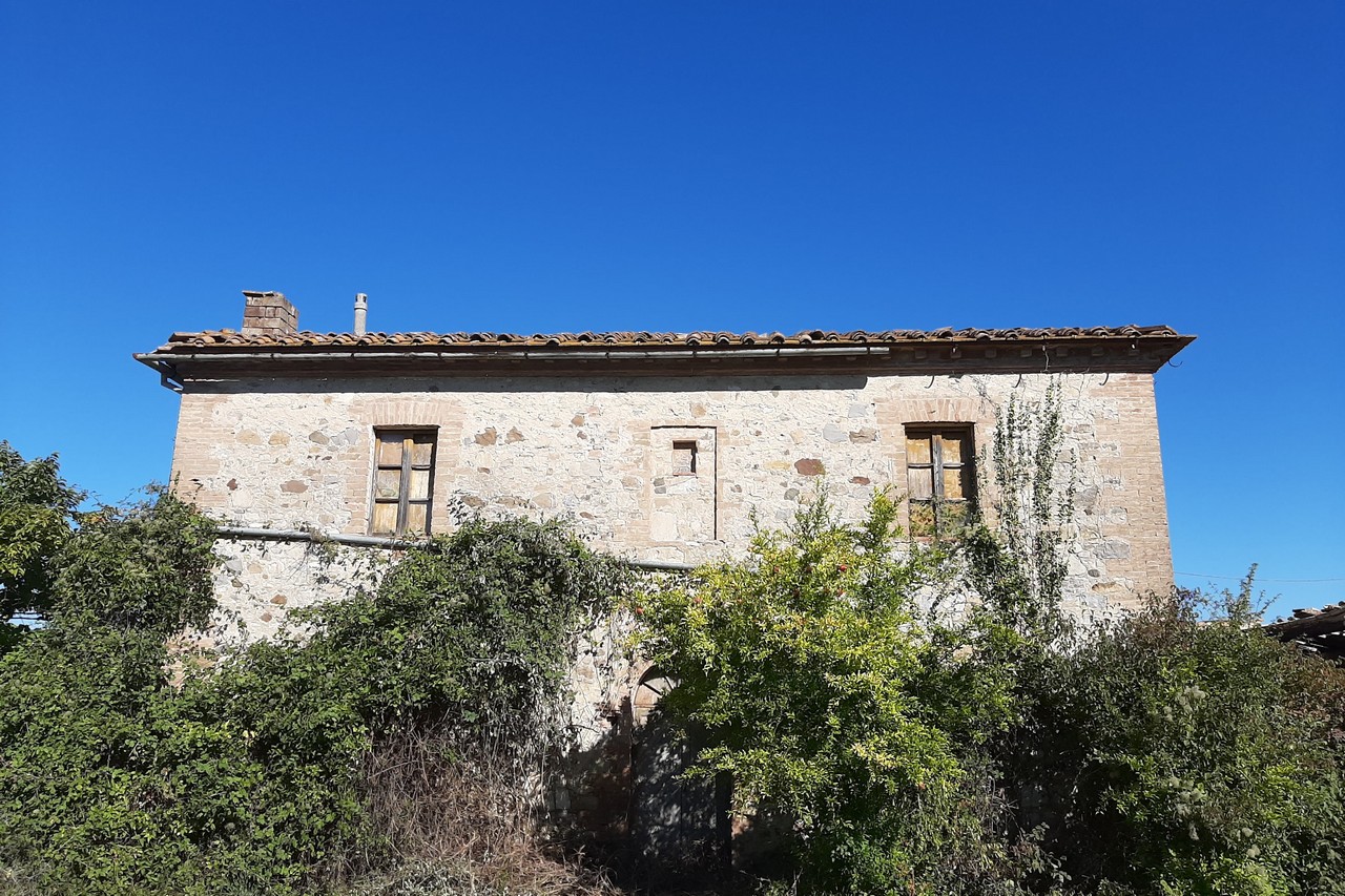 podere-abbandonato-castell-in-villa